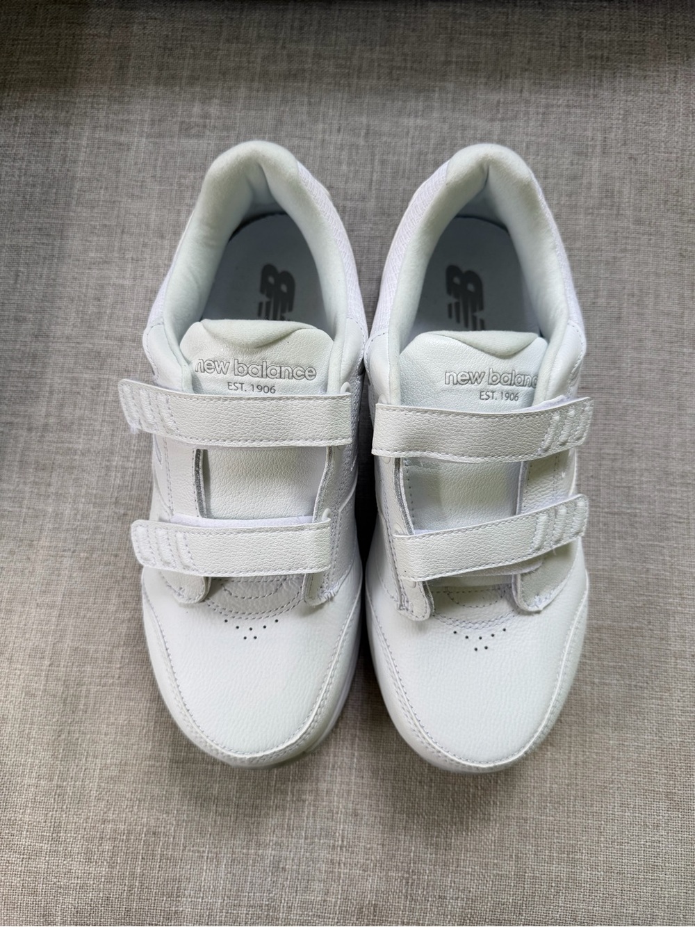 New Balance 9 White Dual Straps Closure Walking Sneakers WW928HW3